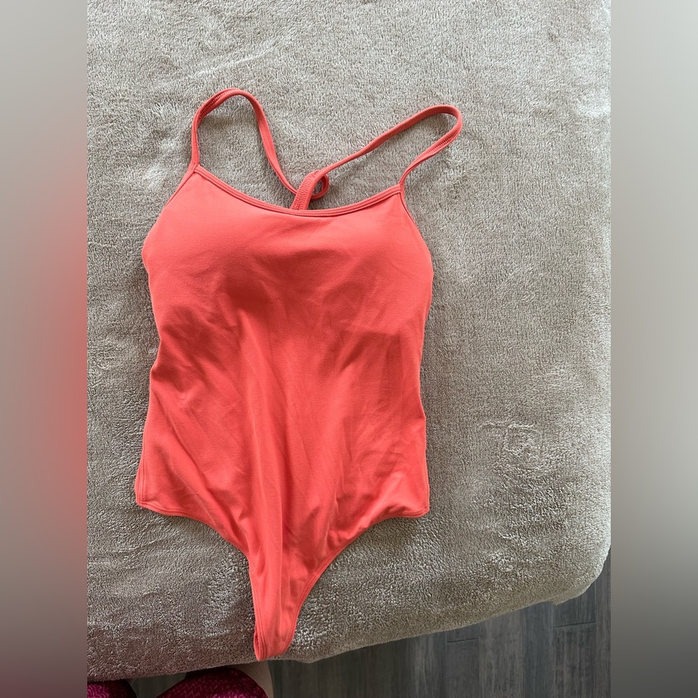 NWOT Coral Lululemon bodysuit